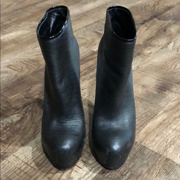 YSL Tribtoo Degrade Leather Platform Ankle Booties - Picture 6 of 8